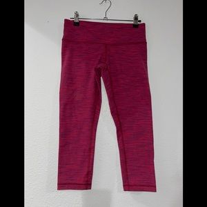 Lululemon | Capri Legging | Fuchsia | 6